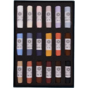 An open box of Emma Colbert Animal 18 Set.